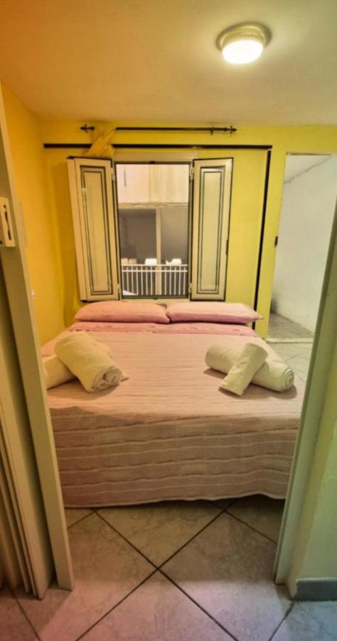 Independent Room Near Ortigia Island Syrakusa Exteriör bild