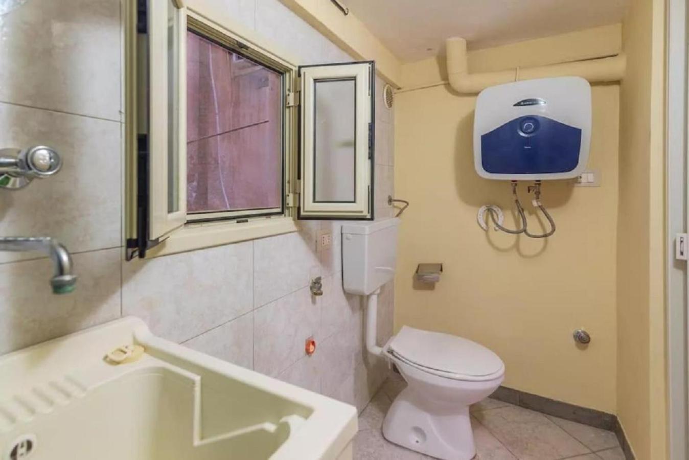 Independent Room Near Ortigia Island Syrakusa Exteriör bild